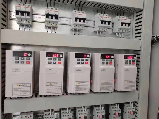 Simphoenix Dedicated Frequency Converter 2.2KW DL100-4T0022B voor graveermachines